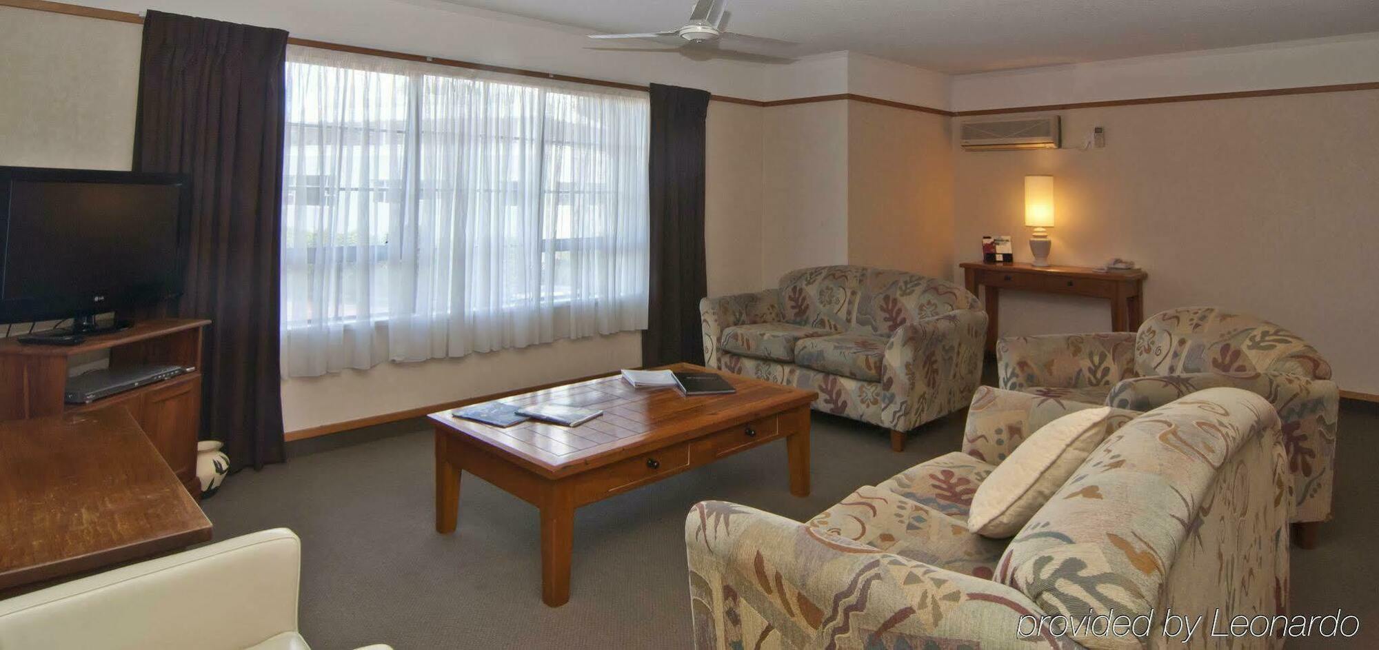 ดิสติงชั่น วังกาเร โฮเต็ล แอนด์ คอนเฟอเรนซ์ เซ็นเตอร์ Hotel วานกาไร ภายนอก รูปภาพ